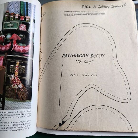 A Quilter's Christmas Patchwork Pattern Book 1984 Nancyann Johanson Twelker B-76 - Picture 7 of 7